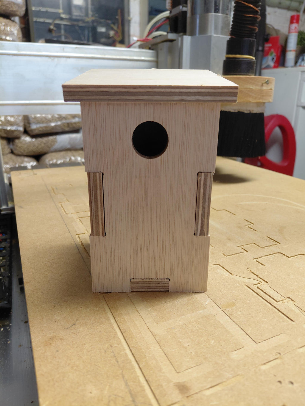 Fichier CNC nichoir oiseaux, modèle 3D jardin, digital download, fichiers dxf svg ai pdf crv crv3d